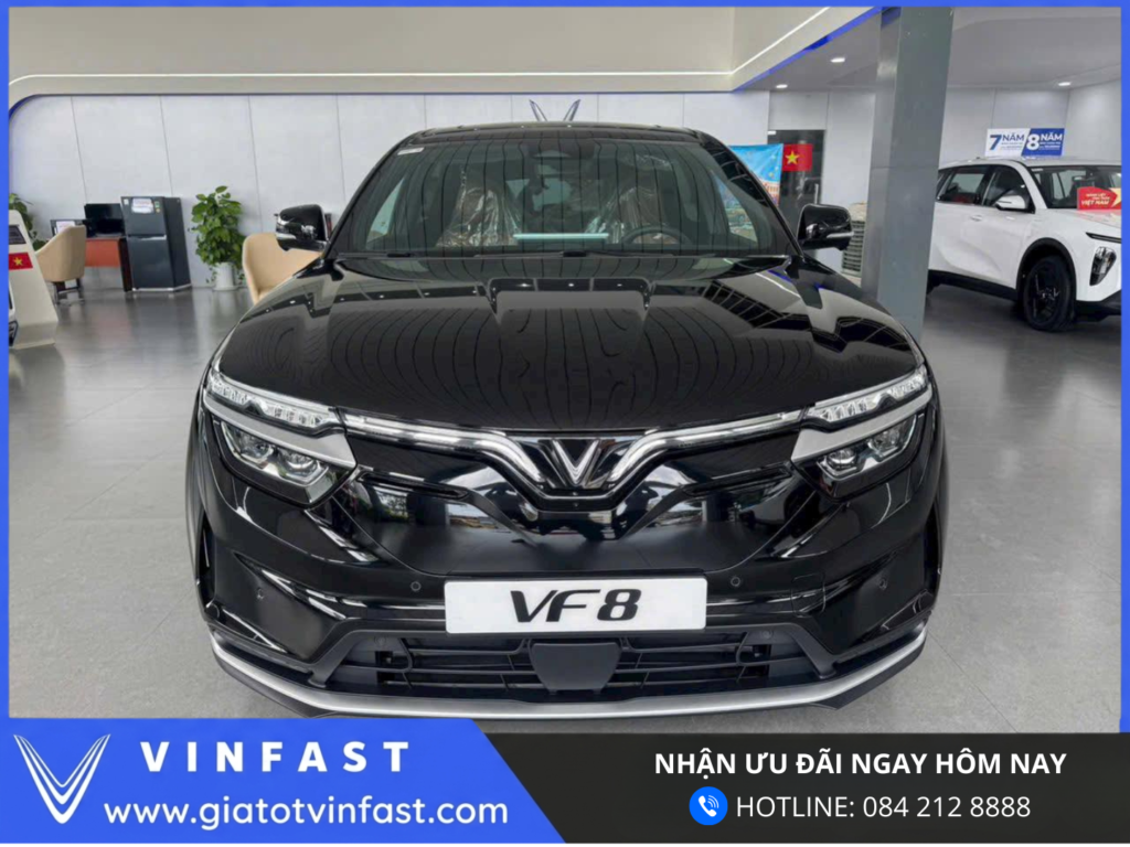 Quãng đường di chuyển VinFast VF8 xe điện lên đến 562km mỗi lần sạc, pin dung lượng cao, tiết kiệm năng lượng