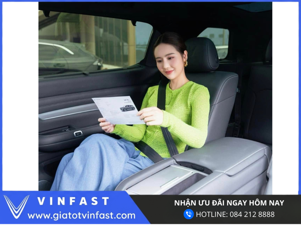 Ghế sau thương gia VinFast VF9 SUV điện 7 chỗ ghế cơ trưởng chỉnh điện, massage, sưởi và làm mát cao cấp