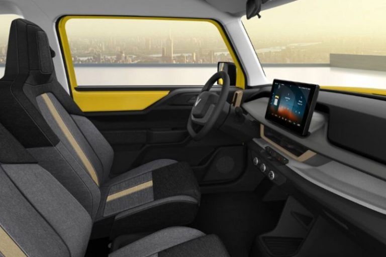 màn hình giải trí vf3 tiện nghi