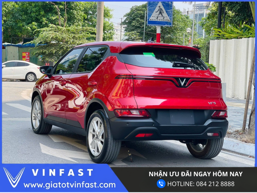 Đuôi xe VinFast VF5 thiết kế hiện đại và cá tính